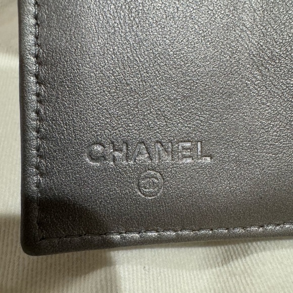CHANEL Quilted Caviar CC Trifold Wallet - Picture 11 of 17